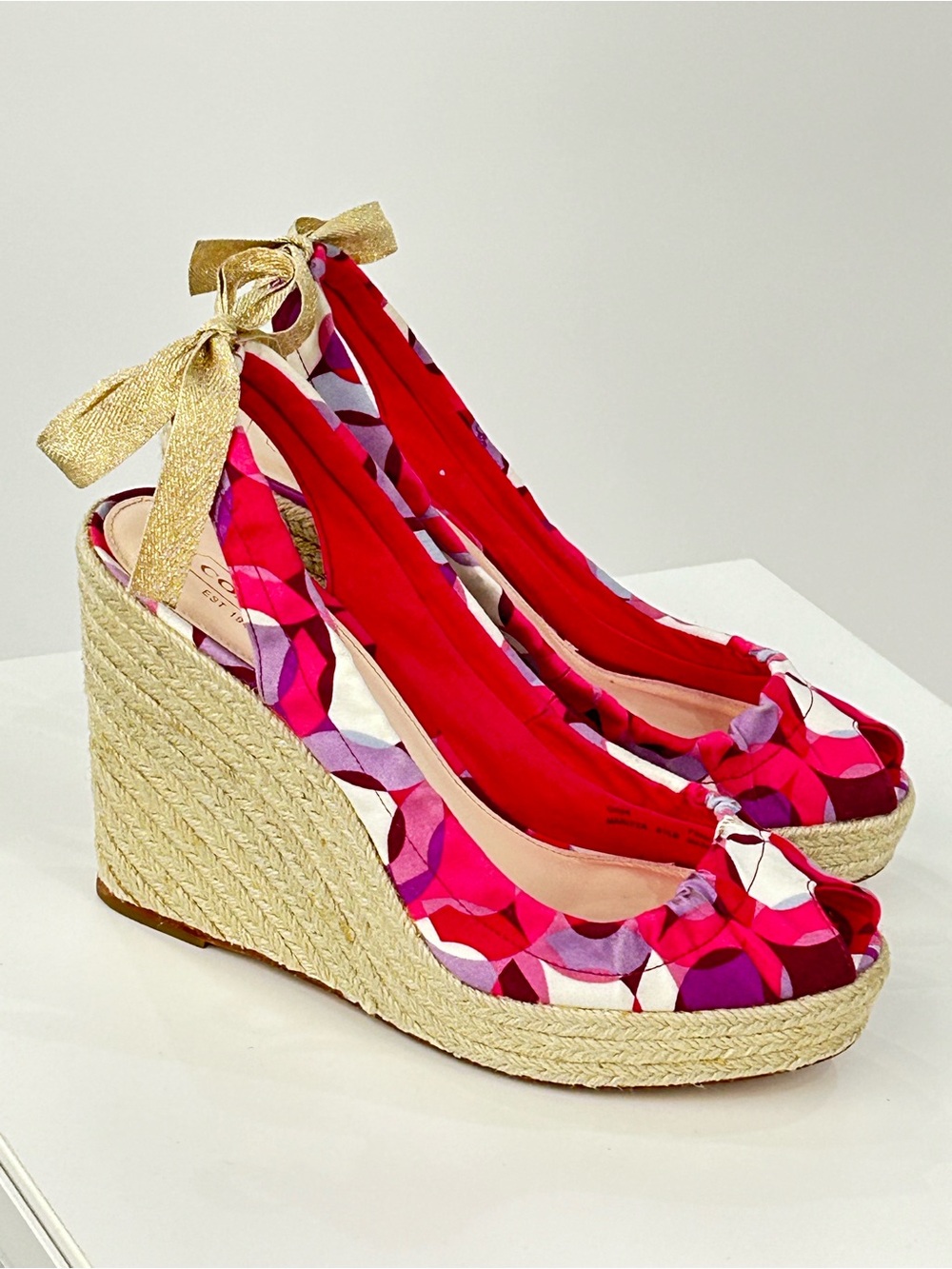 Coach Espadrille Wedge Sandals 8.5 Pink Geometric Gold Ankle Tie Peep Toe